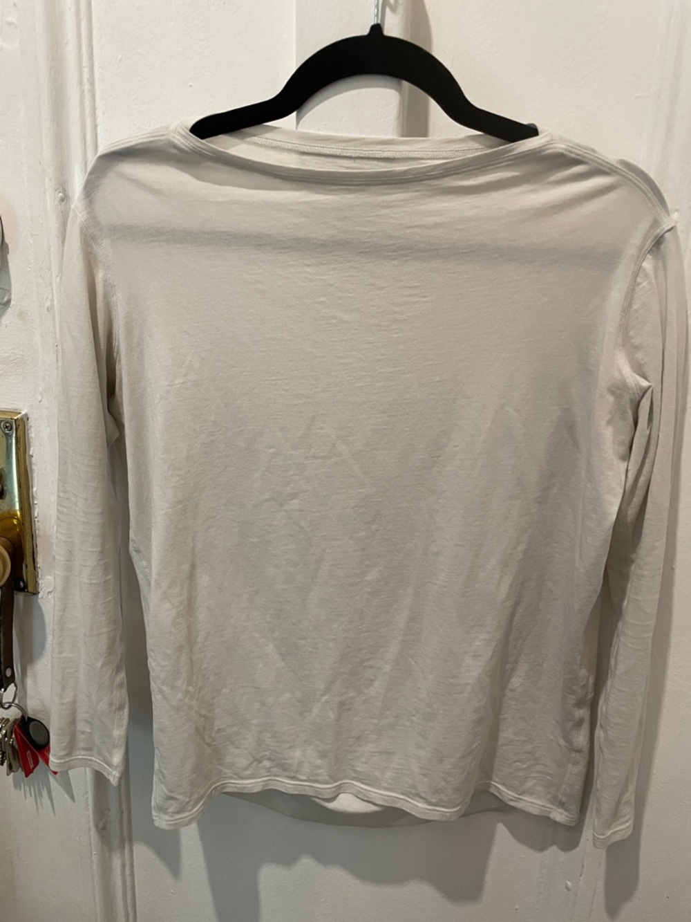 Women’s Long-Sleeve Crewneck Shirt - White with back seams, light cotton